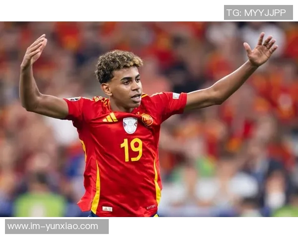 西班牙国家队名单变动前中后各一名球员相继退出